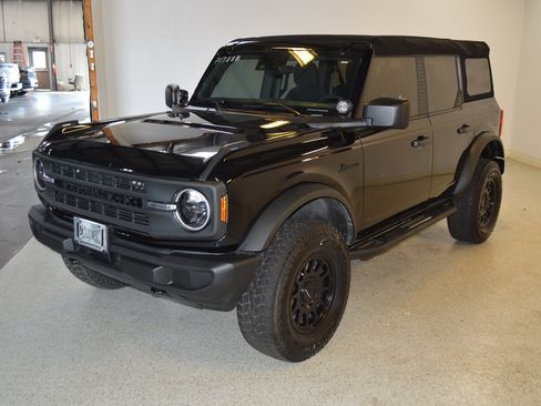 Used 2023 Ford Bronco 4-Door AWD/4WD image 7