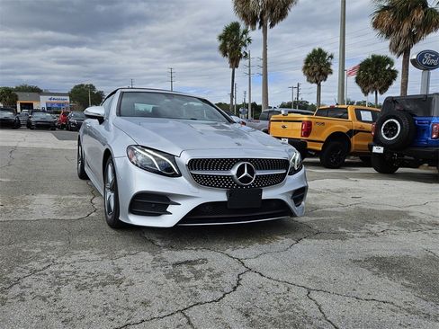 Used 2019 Mercedes-Benz E 450 4MATIC Cabriolet image 2
