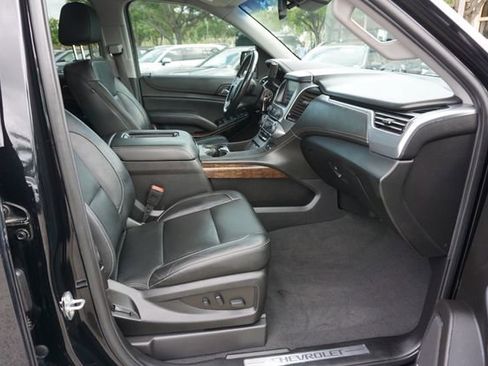 Used 2020 Chevrolet Tahoe LT RWD image 3