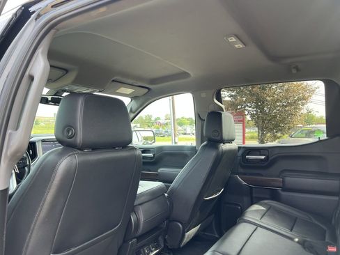 Used 2021 GMC Sierra 1500 SLT image 10