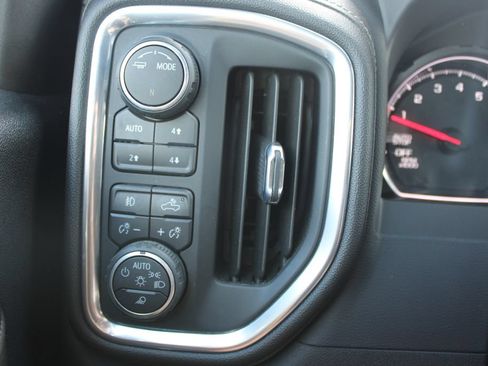 Used 2021 Chevrolet Silverado 1500 LT Trail Boss w/ Convenience Package II AWD/4WD image 43