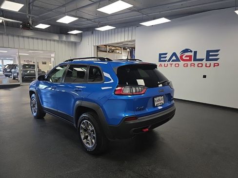 Used 2022 Jeep Cherokee Trailhawk w/ Sun, Sound & Nav Group image 8