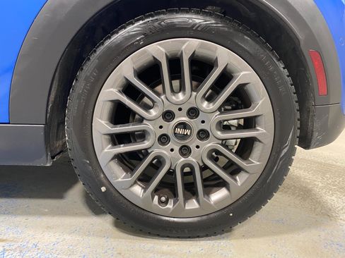 Certified 2025 MINI Cooper S image 22