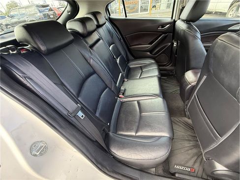 Used 2017 MAZDA MAZDA3 Touring FWD image 24