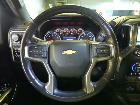 Used 2021 Chevrolet Silverado 2500 LTZ w/ LTZ Convenience Package AWD/4WD image 12
