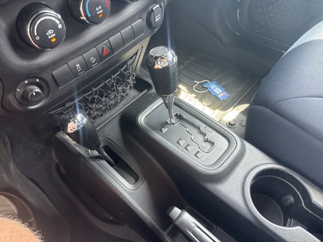 Used 2018 Jeep Wrangler Unlimited Sport S AWD/4WD image 18