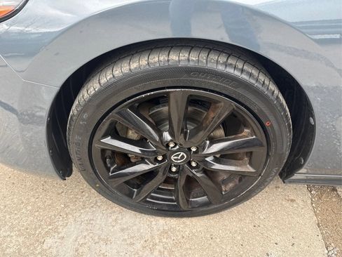 Used 2019 MAZDA MAZDA3 AWD Hatchback w/ Premium Pkg image 21