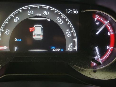 Used 2025 Toyota RAV4 XLE FWD image 2