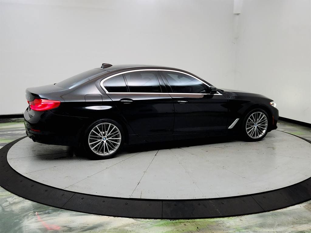 Used 2017 BMW 530i RWD image 5