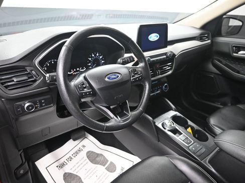 Used 2020 Ford Escape SEL image 13
