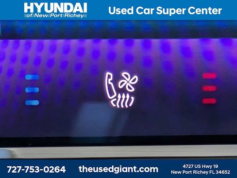 Used 2025 Volkswagen Tiguan SEL R-Line AWD/4WD image 32
