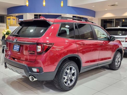 Used 2023 Honda Passport TrailSport image 10