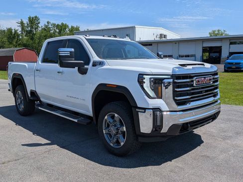 New 2026 GMC Sierra 2500 SLT w/ SLT Premium Package AWD/4WD image 3