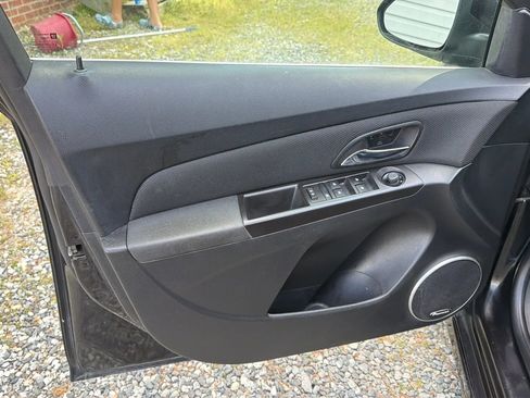 Used 2015 Chevrolet Cruze LTZ w/ Sun, Sound and Sport Package image 22