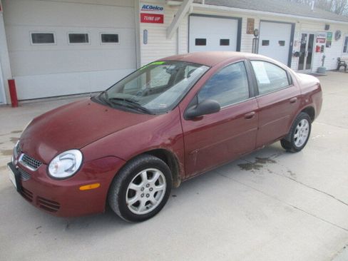 Used 2005 Dodge Neon SXT image 11
