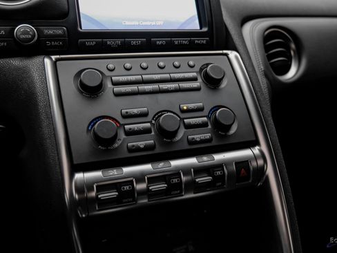 Used 2009 Nissan GT-R Premium image 70