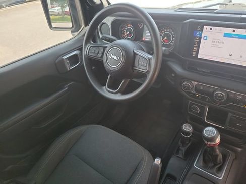 Used 2024 Jeep Wrangler Sport AWD/4WD image 28