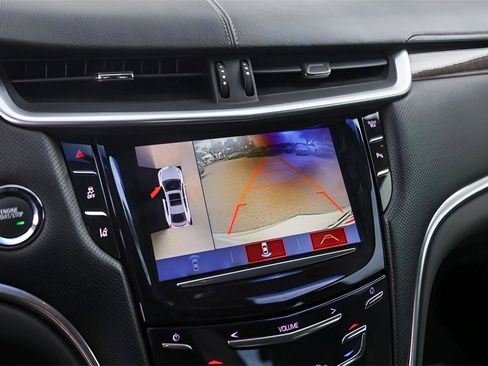 Used 2017 Cadillac XTS Vsport Premium Luxury image 17