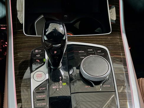 Used 2023 BMW X5 xDrive40i w/ Parking Assistance Package image 13