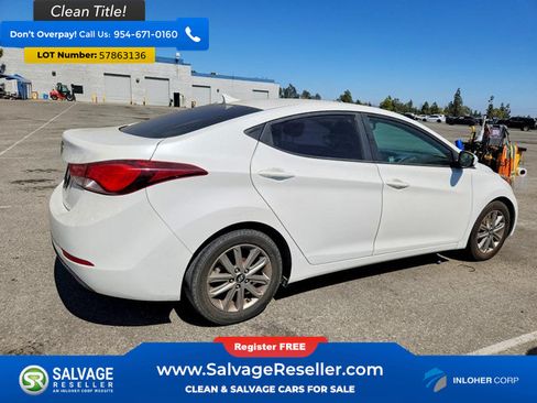Used 2014 Hyundai Elantra SE w/ Option Group 02 FWD image 4