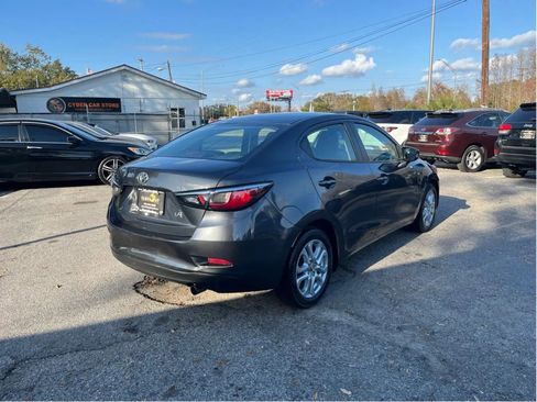Used 2018 Toyota Yaris iA image 5