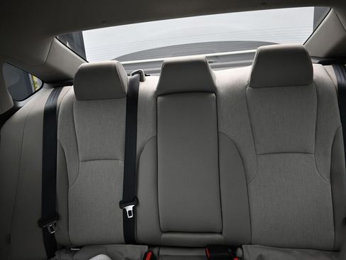 Used 2025 Honda Accord LX image 15