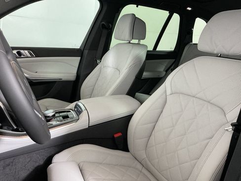 Used 2026 BMW X5 M60i AWD/4WD image 22
