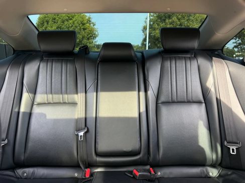 Used 2018 Honda Accord Touring image 19