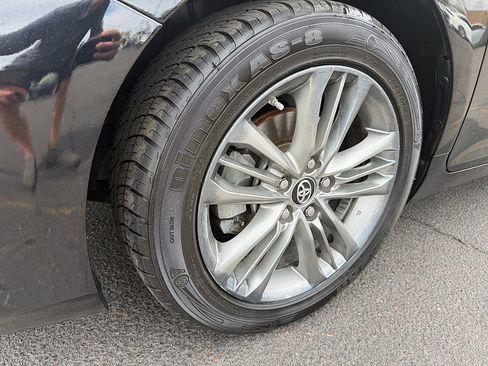 Used 2016 Toyota Camry SE image 20