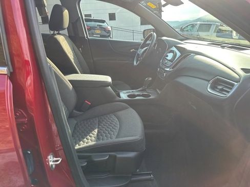 Used 2019 Chevrolet Equinox LT w/ Lights and Bright Package image 9