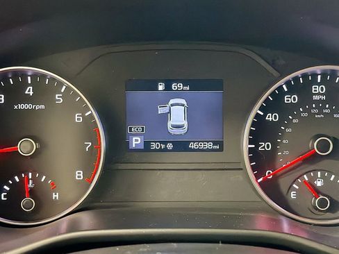 Used 2022 Kia Sportage LX image 14