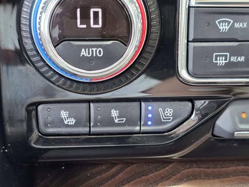Used 2022 GMC Yukon Denali AWD/4WD image 22