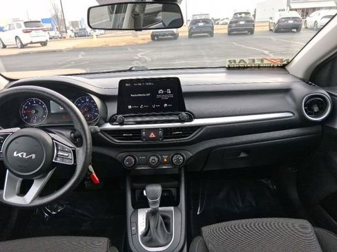 Used 2024 Kia Forte LXS image 10