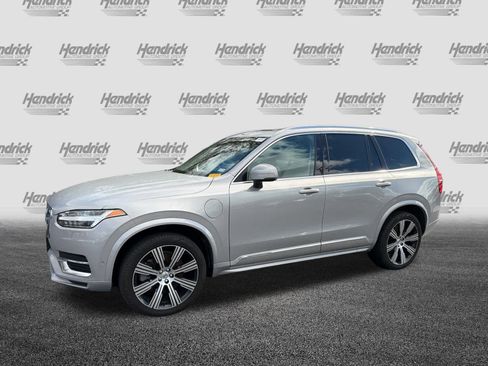 Certified 2024 Volvo XC90 T8 Ultimate w/ Protection Package Premier image 7