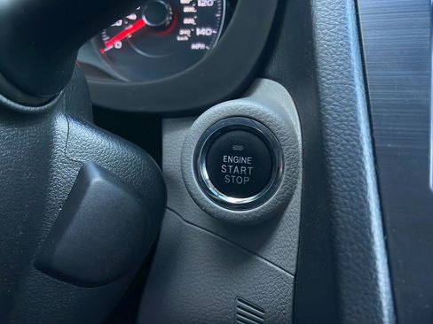 Used 2015 Subaru Forester 2.5i Touring image 18