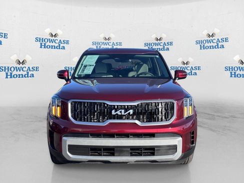 Used 2024 Kia Telluride EX w/ EX Captain's Chair Package FWD image 6