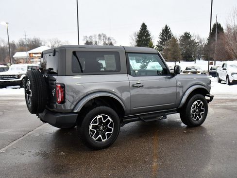 Used 2023 Ford Bronco Outer Banks image 7