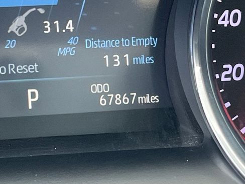 Used 2020 Toyota Camry XSE image 17