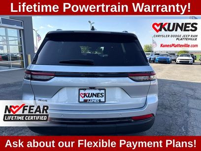 Used 2024 Jeep Grand Cherokee Altitude