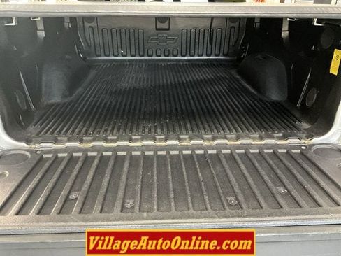 Used 2016 Chevrolet Silverado 1500 LT w/ All Star Edition image 37