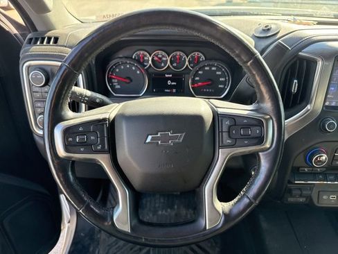 Used 2020 Chevrolet Silverado 1500 RST image 18