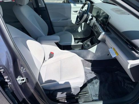 Used 2024 Hyundai Kona SEL w/ Convenience Package image 27