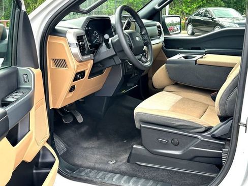 Used 2023 Ford F150 XLT image 10