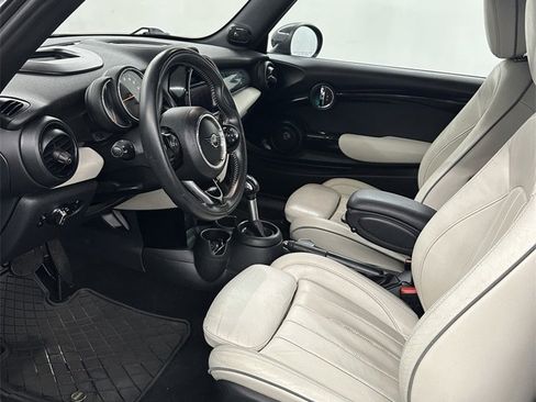 Used 2019 MINI Cooper S image 10