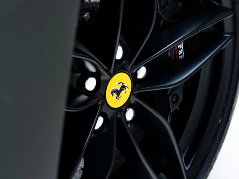 Used 2018 Ferrari 488 Spider RWD image 22
