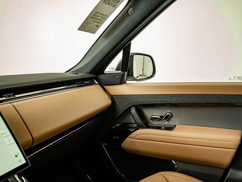 New 2026 Land Rover Range Rover Sport SE image 27