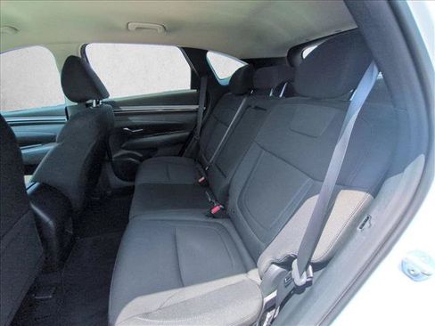 Used 2022 Hyundai Tucson SE FWD image 16
