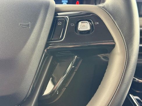 Used 2023 Lincoln Corsair Reserve w/ Towing Package image 17