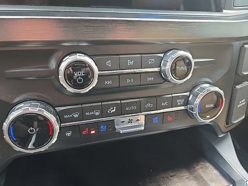 Used 2023 Ford F250 Lariat image 69