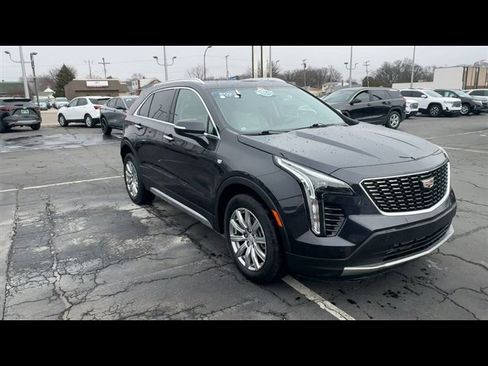 Certified 2023 Cadillac XT4 Premium Luxury w/ Cold Weather Package image 2